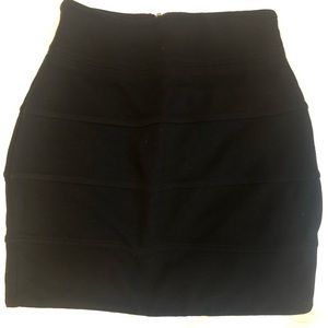 Aritzia High waisted black skirt